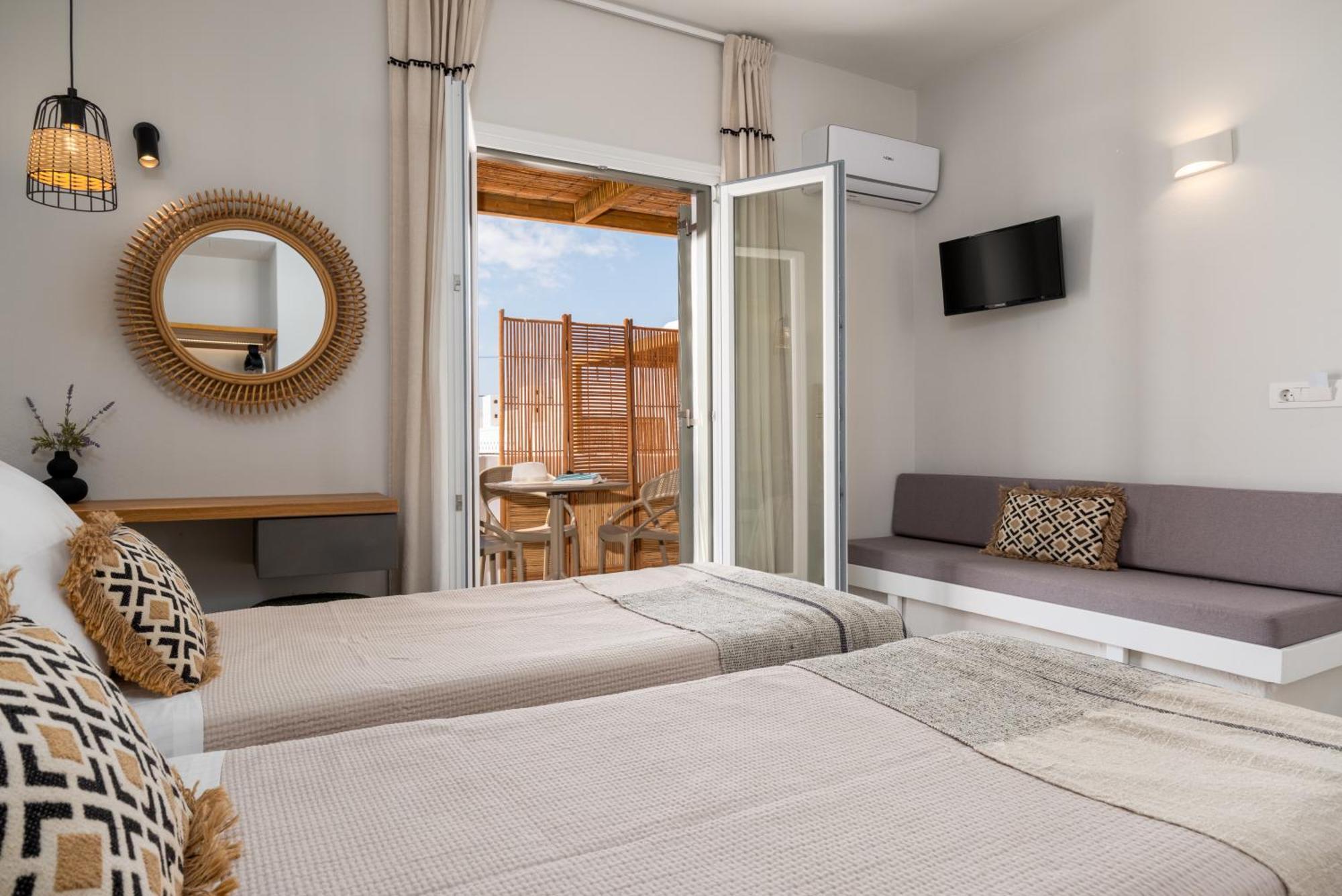Sea & Sun Paros Otel